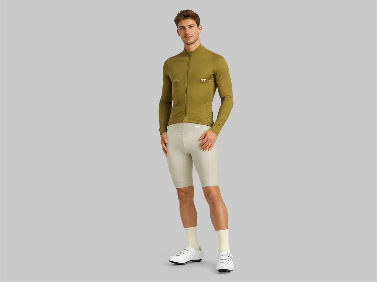 a Line Men's Apex Cargo Bib Shorts 男款口袋車褲 / 米白