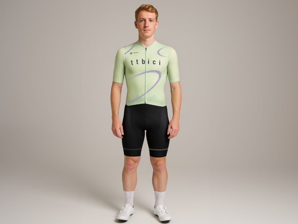 a Line Men's Lightweight Team Jersey / Lime