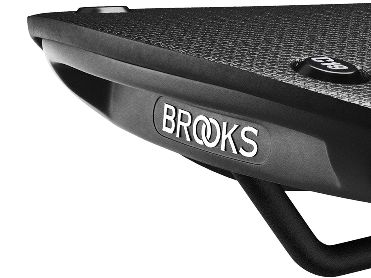 Brooks C19 Carved Black