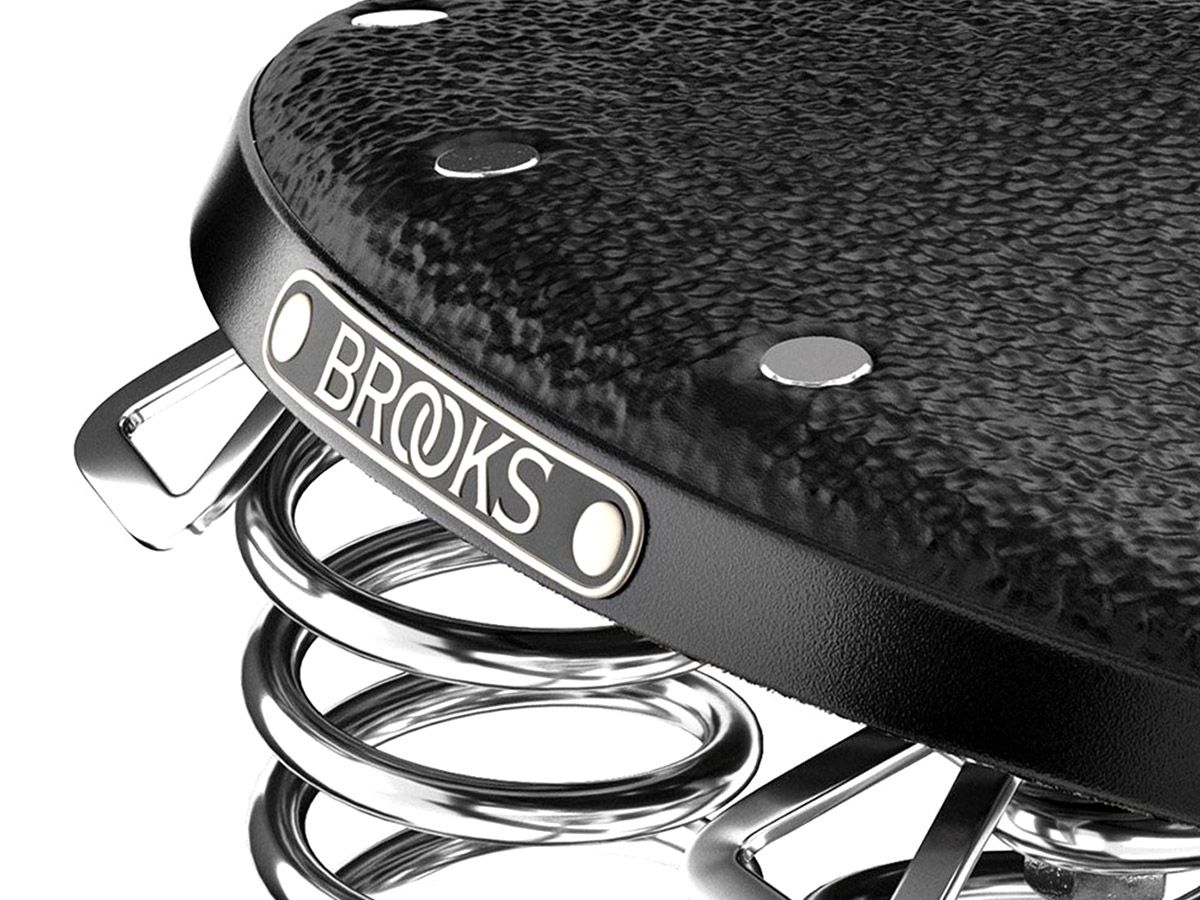 Brooks B67 Short Black