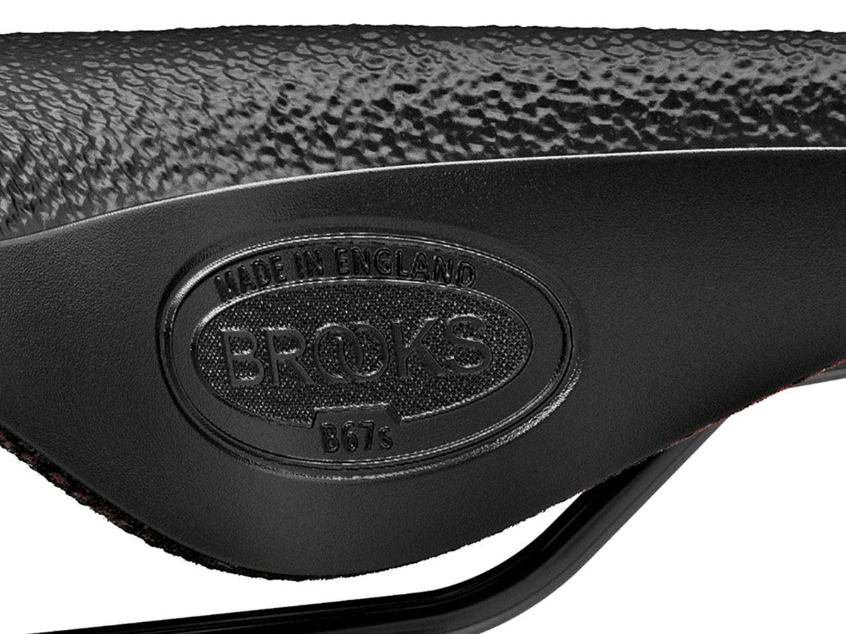 Brooks B67 Short Series