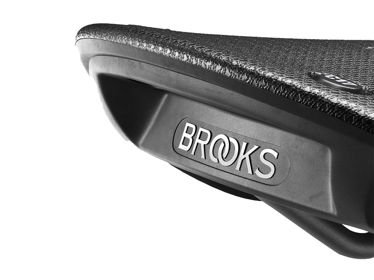 Brooks C17 Carved Black