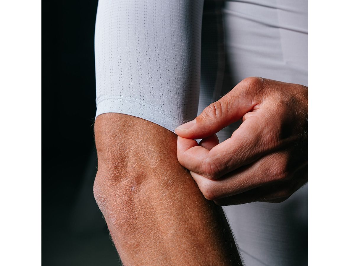 The Service Course Men's Engineered Short Sleeve Jersey 男款短袖車衣 - 米白色 S