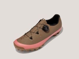 QUOC ( クオック ) GRAN TOURER 2 - 45 (28.6) QUOC GRAN TOURER II 礫石車鞋粉紅色EU45